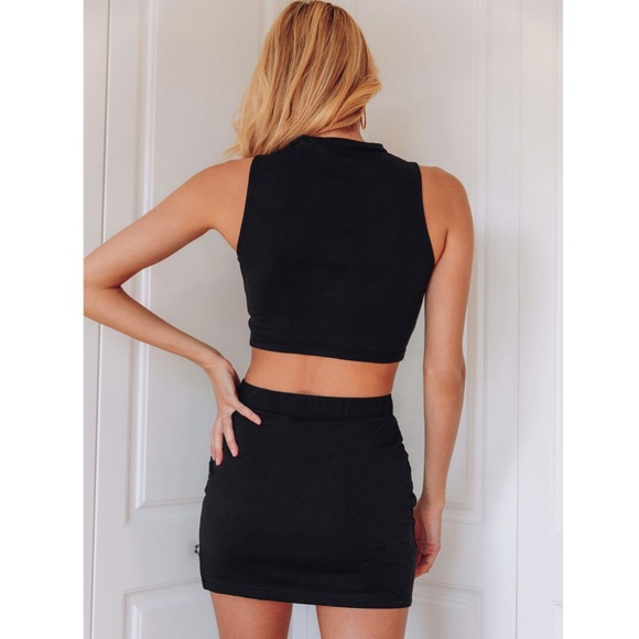 2 Piece Black Outfit Tank Crop Top + Mini Skirt - Picture 3 of 6